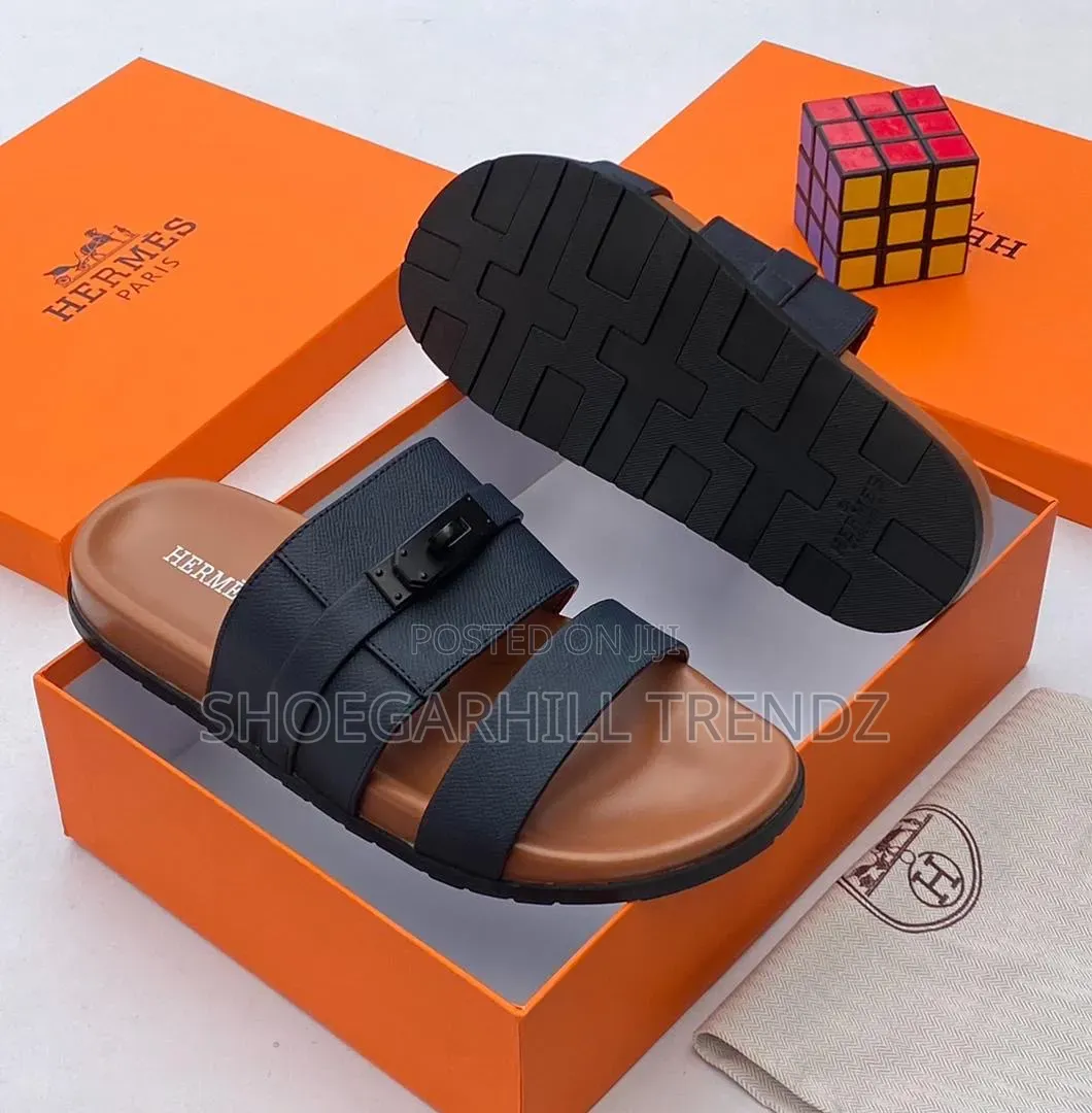Men Hermes Palm Slippers in 3 Colours