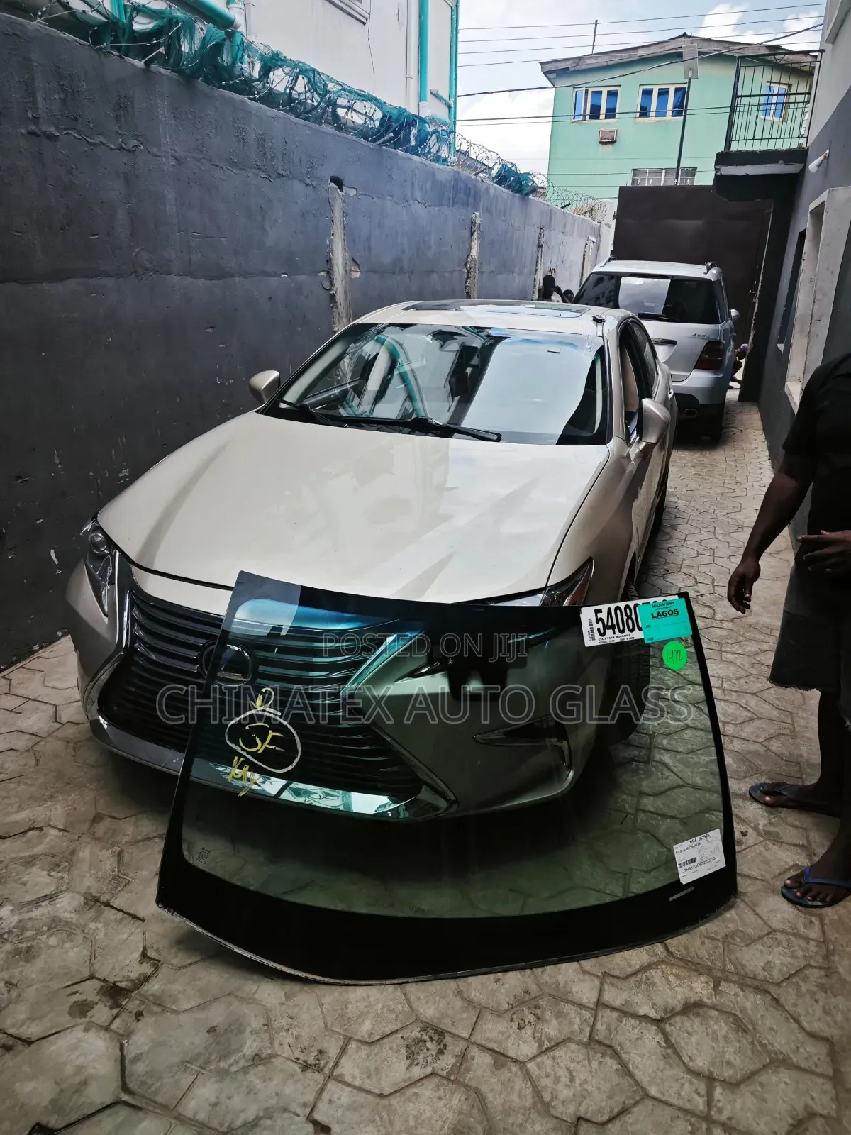 LEXUS ES350 2014 Windscreen Glass Available & Installed @Chimatex