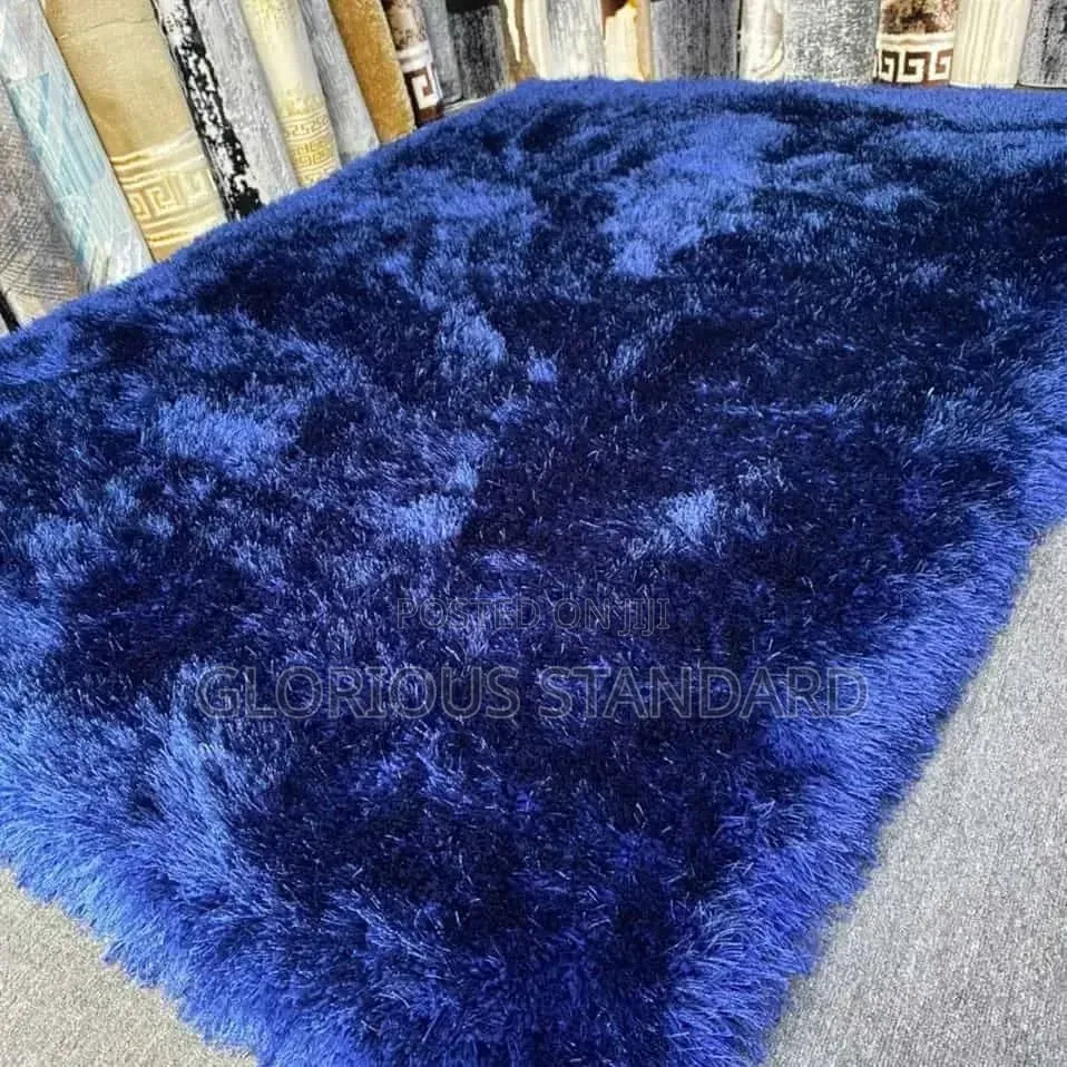 5 by 7 Center Rug With Wood