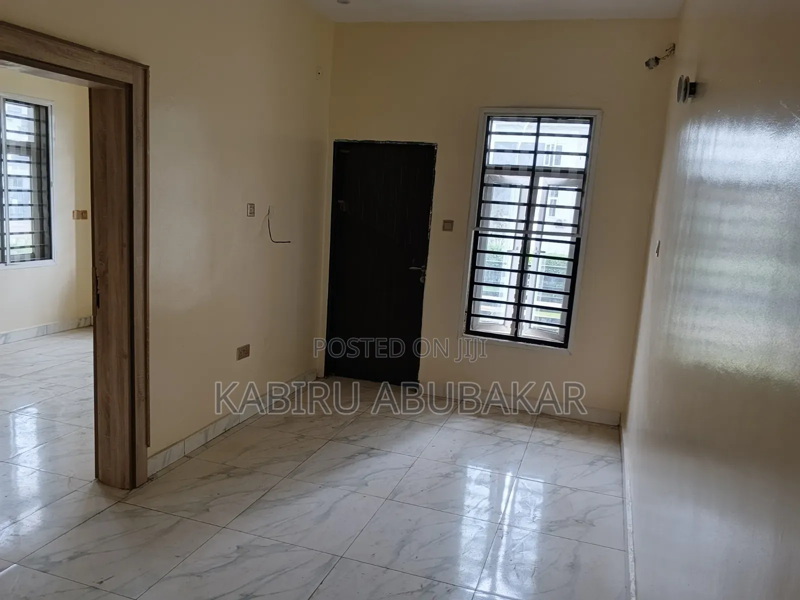 4bdrm Townhouse / Terrace in Wuye for rent