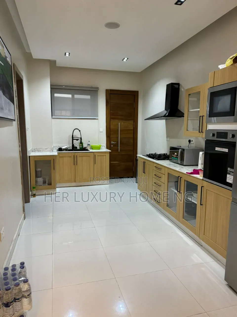 Furnished 3bdrm Apartment in Oniru, Victoria Island Extension for rent