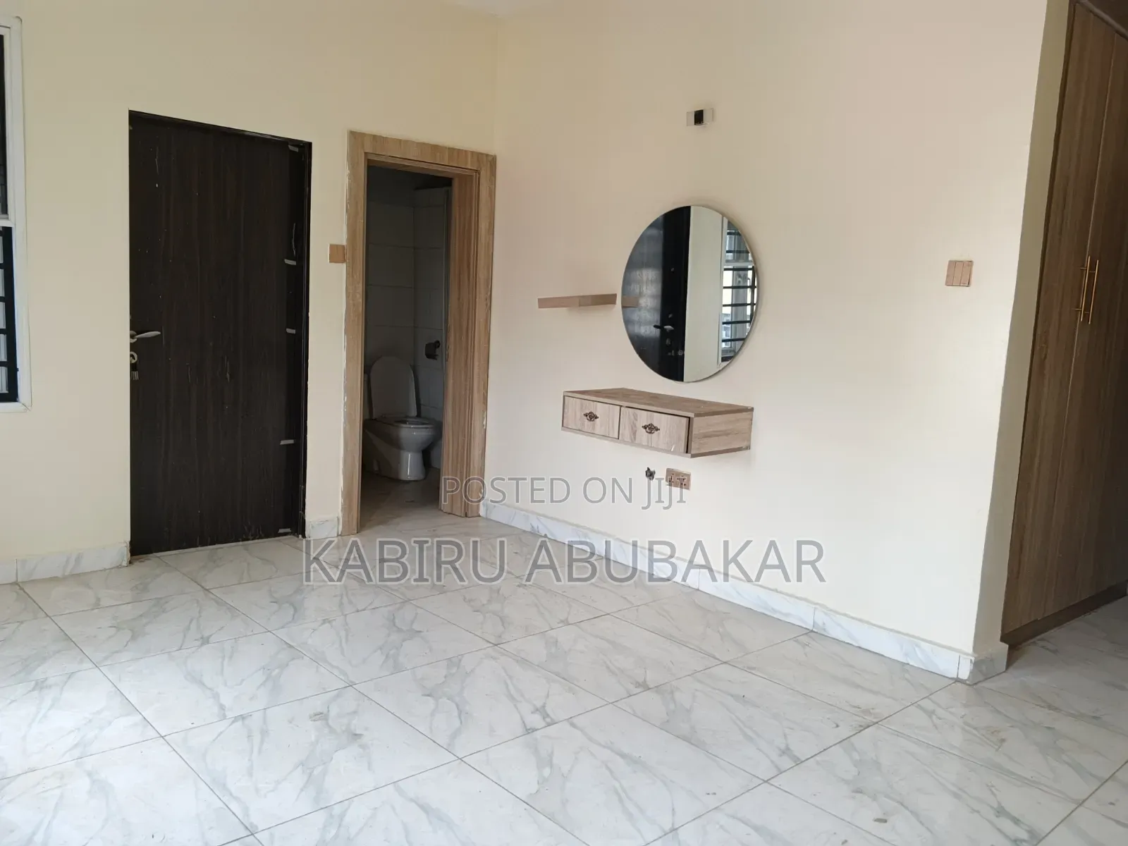 4bdrm Townhouse / Terrace in Wuye for rent