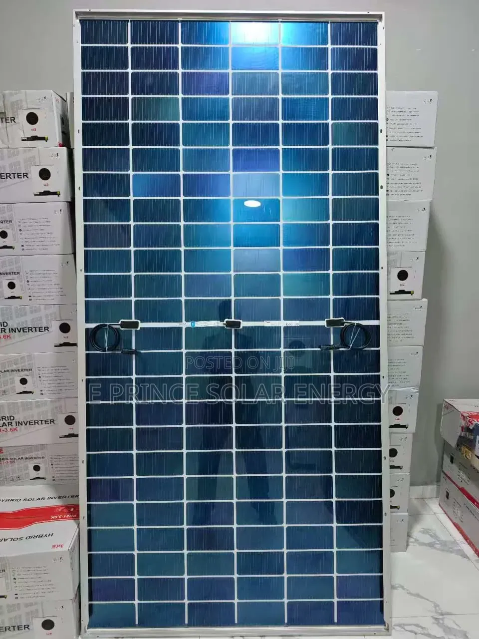 650 Watts Jinko Solar Panels 144 Cell