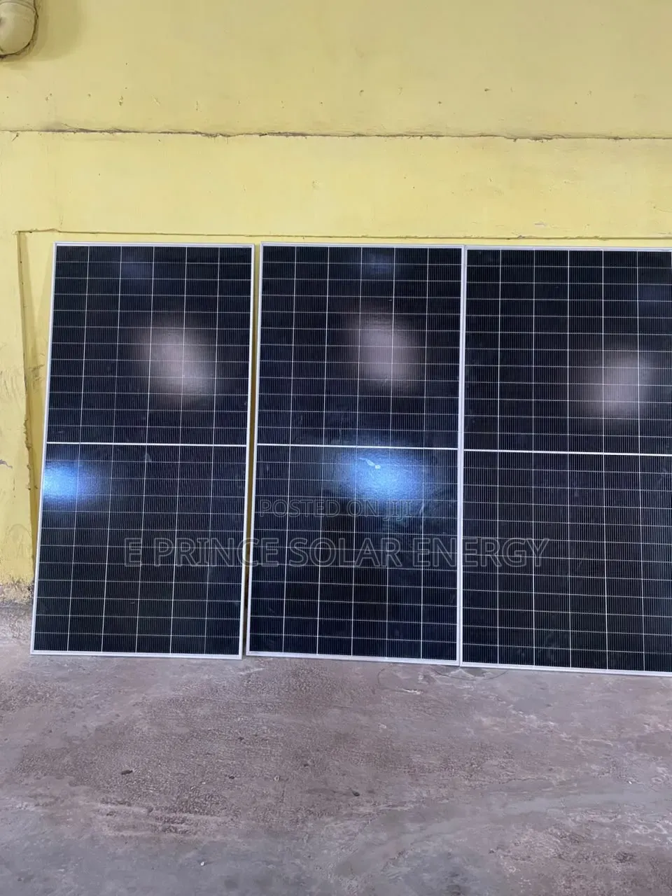 600 Watts Solar  Panels