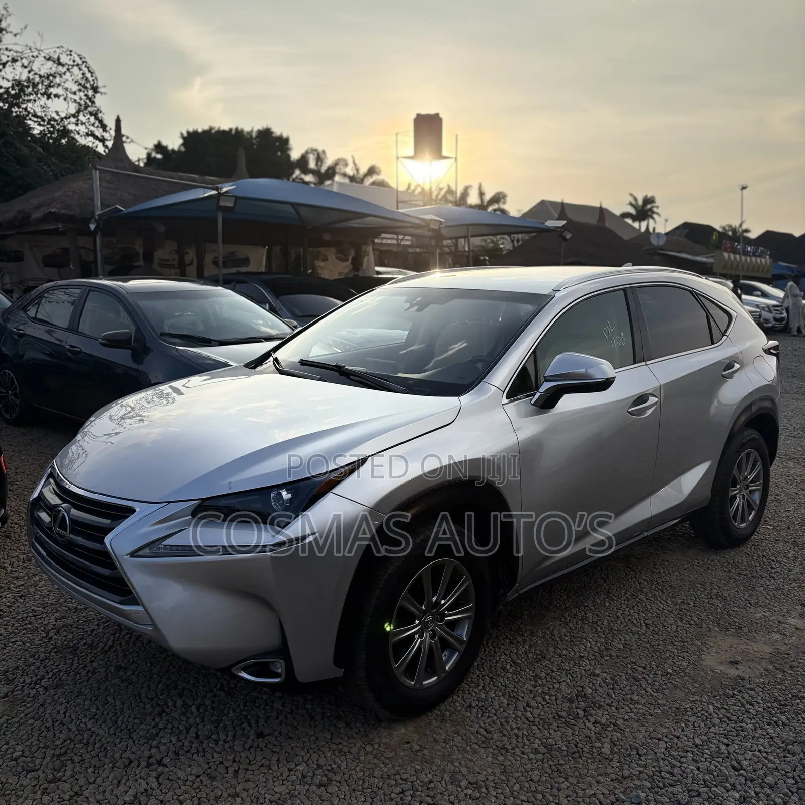 Lexus NX 200 FWD 2015 Silver