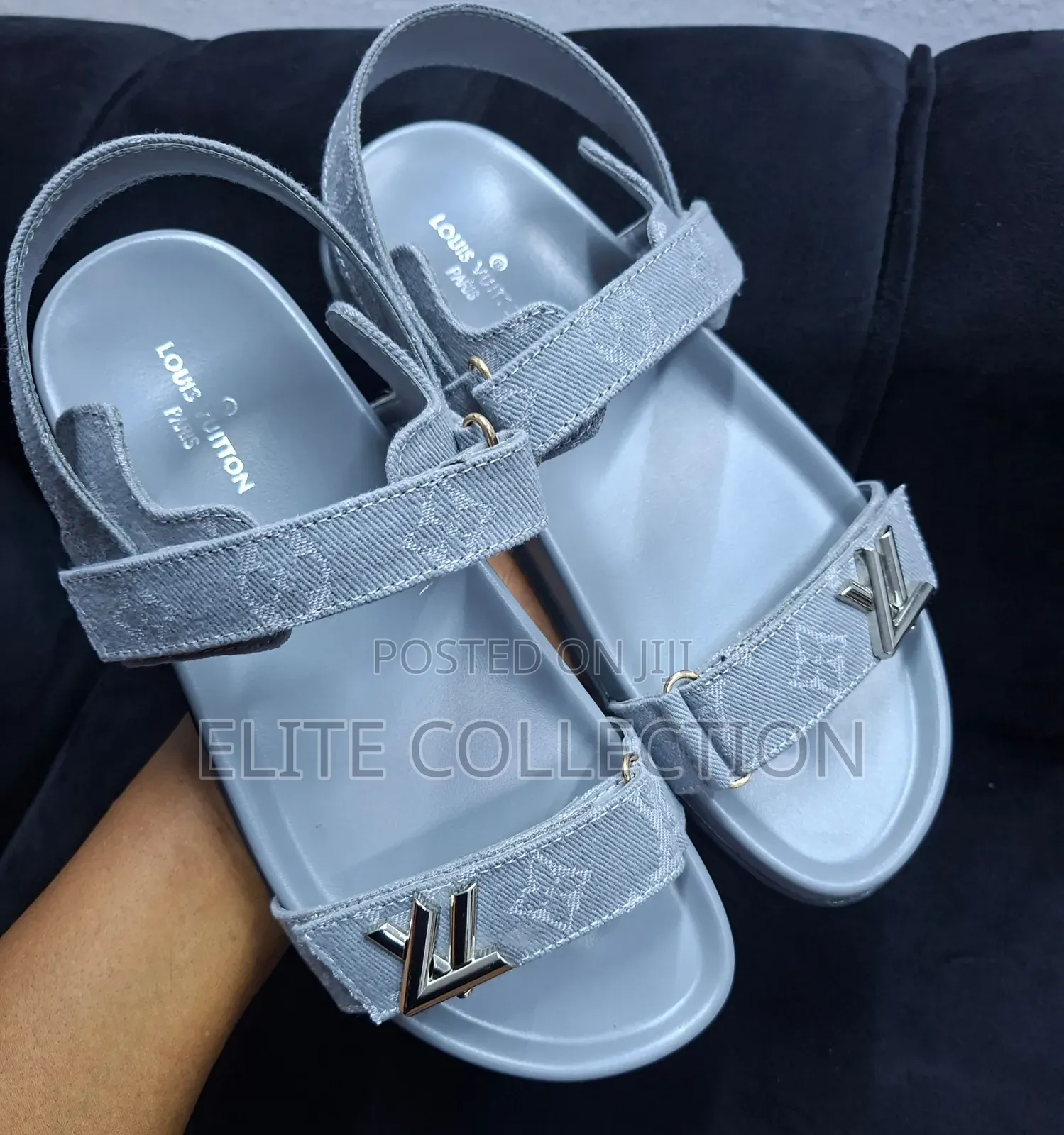 Louis Vuitton  Slide
 *Size 37 to 42
Fully Luxury Boxed