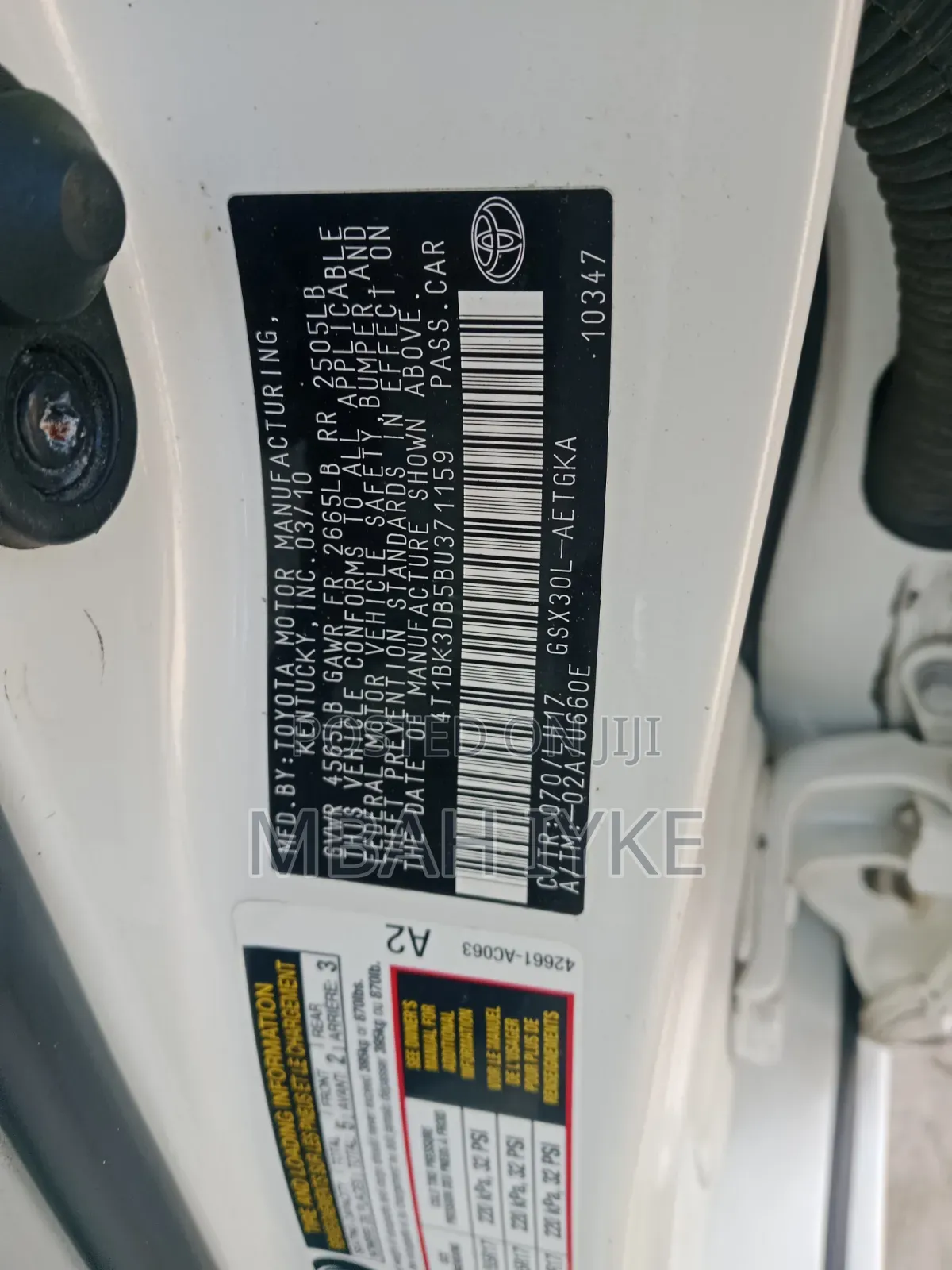 Toyota Avalon 2010 White