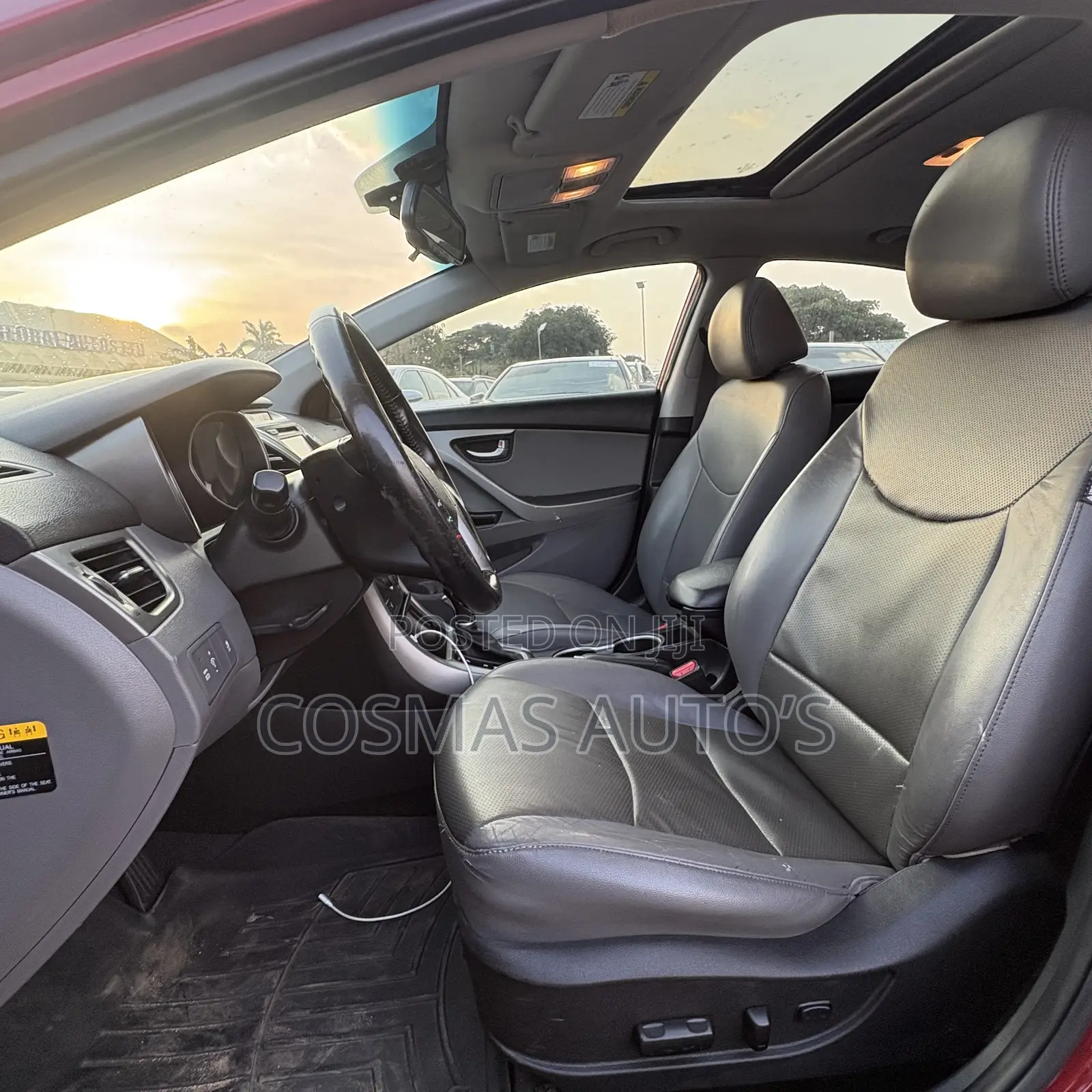 Hyundai Elantra Limited 4dr Sedan (1.8L 4cyl 6A) 2014 Red