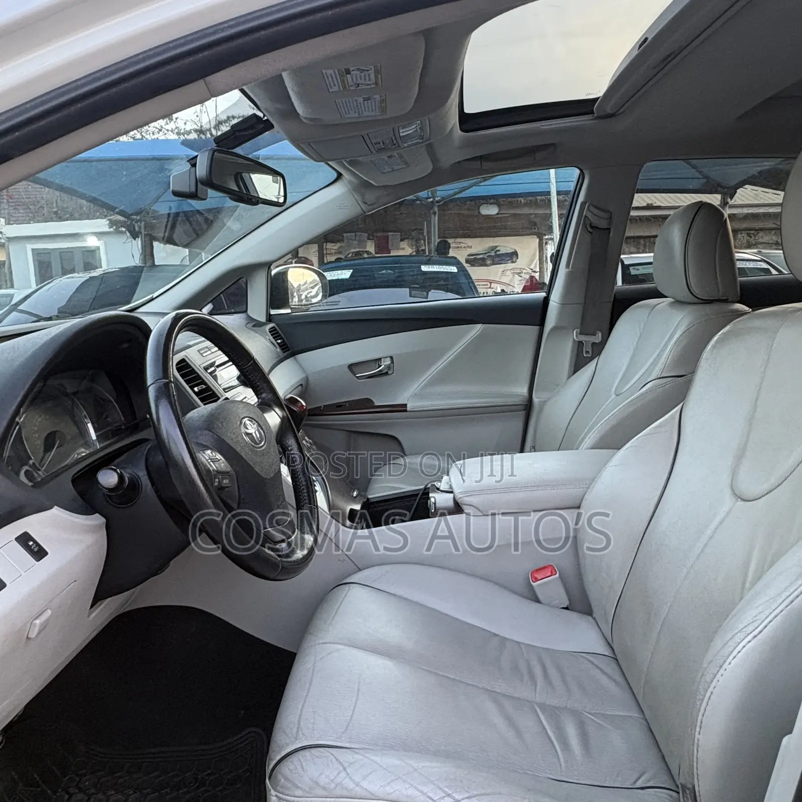 Toyota Venza AWD 2010 White