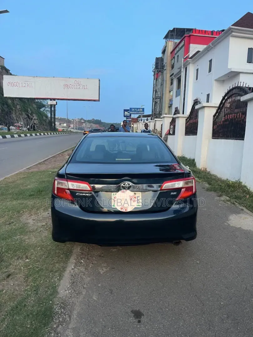 Toyota Camry 2012 Gray