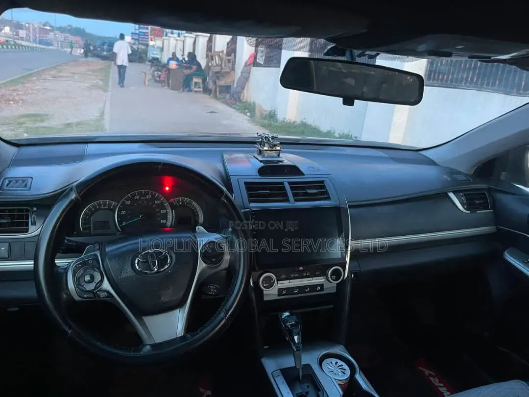 Toyota Camry 2012 Gray