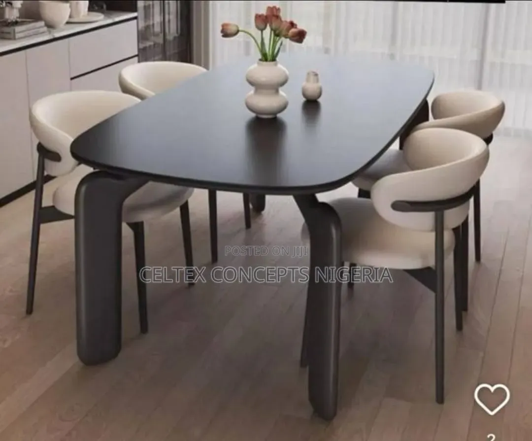 Quality 4 Seater Dining Table
