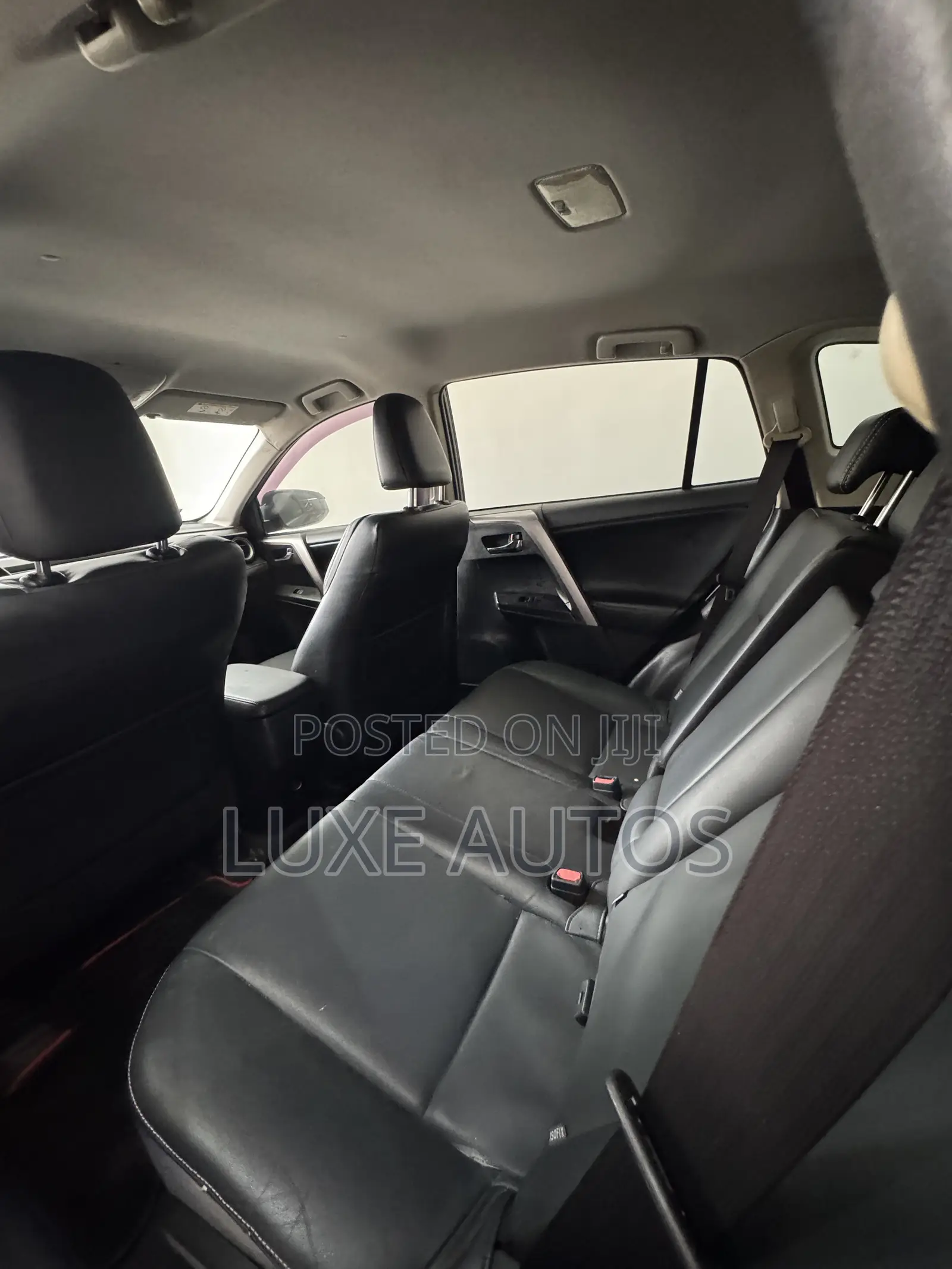 Toyota RAV4 XLE AWD (2.5L 4cyl 6A) 2016 Gray