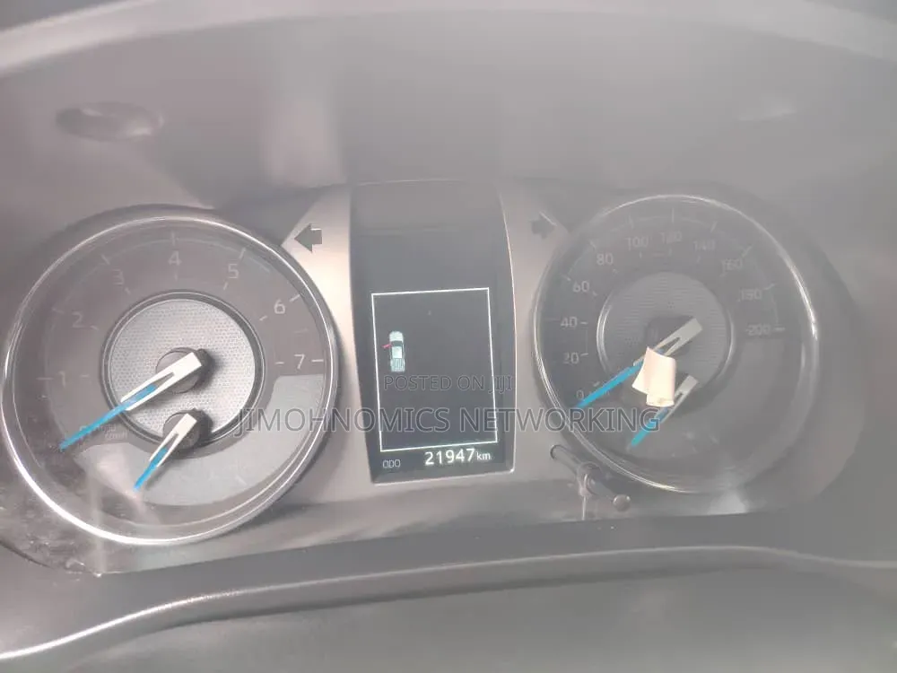 Toyota Hilux 2024 Black