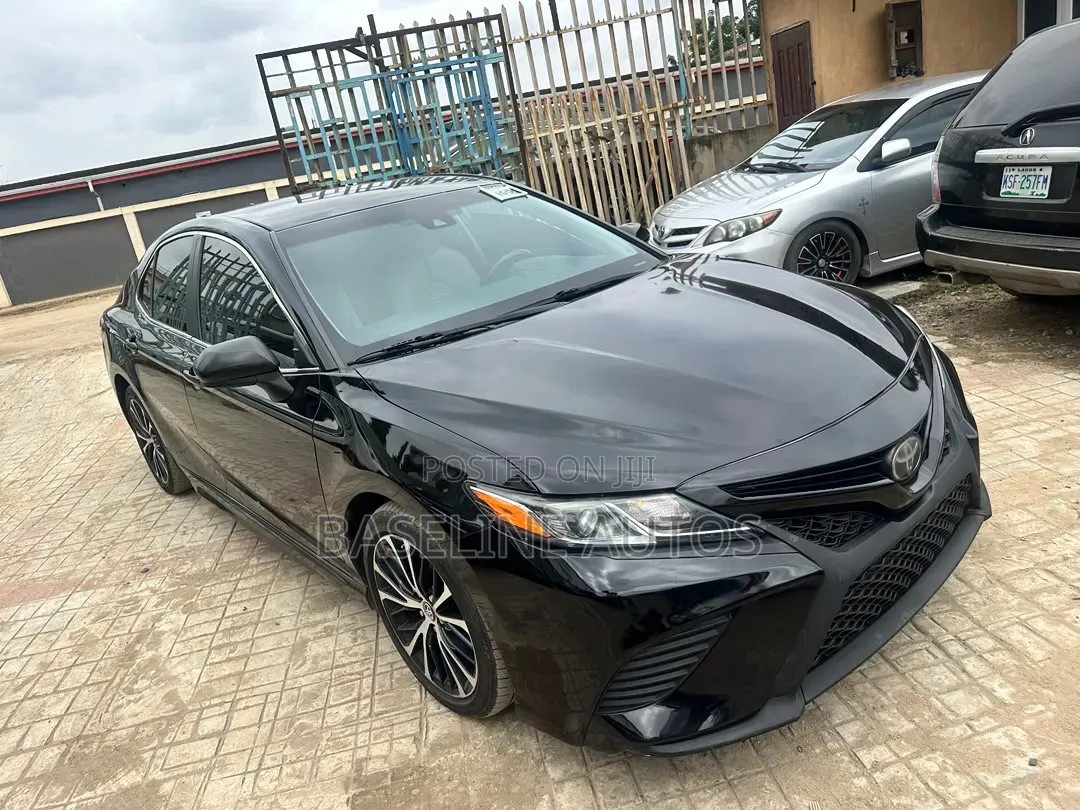 Toyota Camry 2019 Black