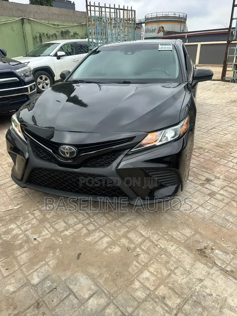 Toyota Camry 2019 Black