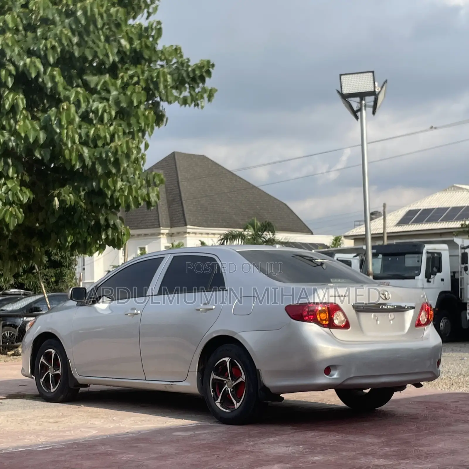Toyota Corolla 2010 Silver