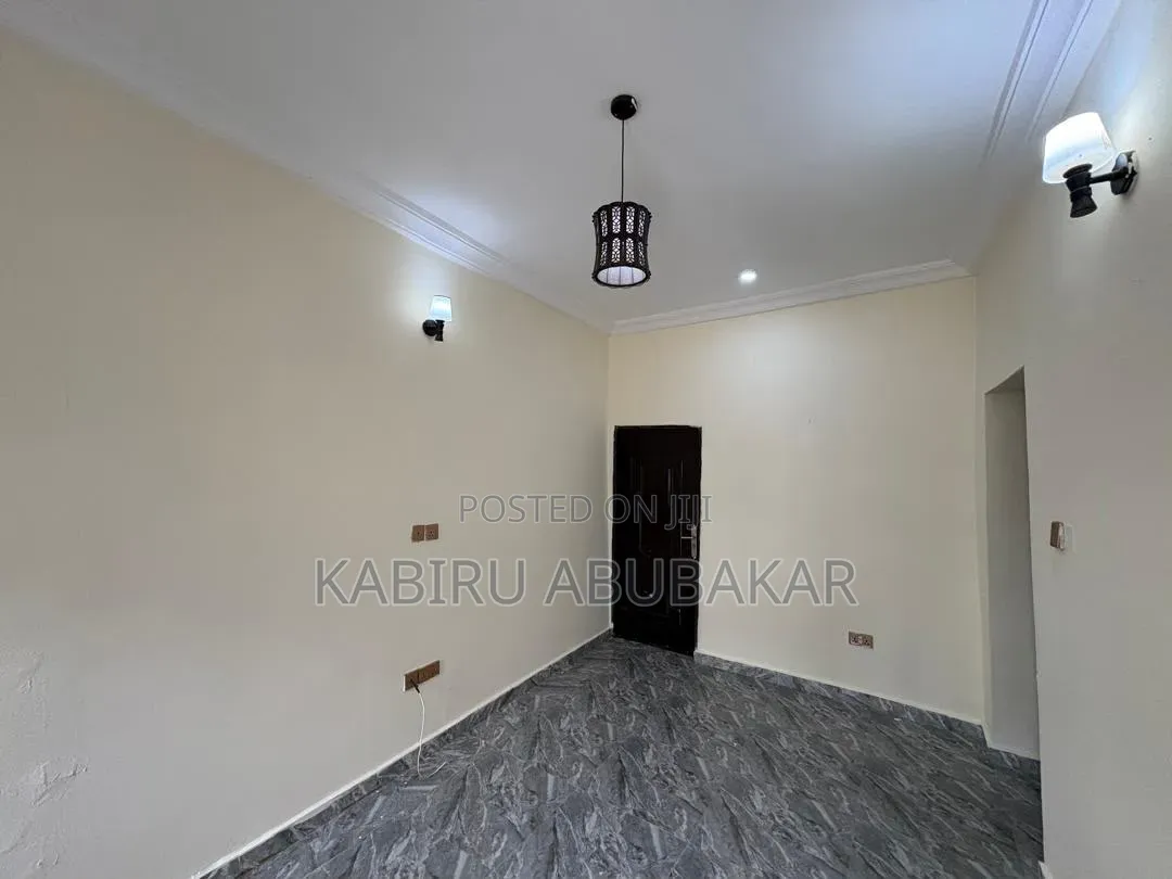 1bdrm Block of Flats in Kubwa for rent