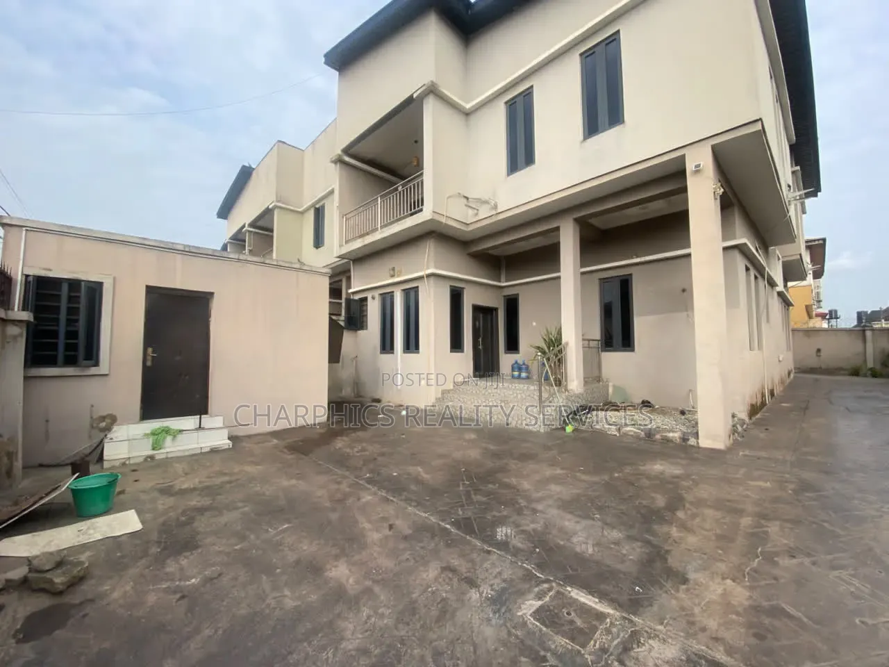 4bdrm Duplex in GRA Phase 1 for rent