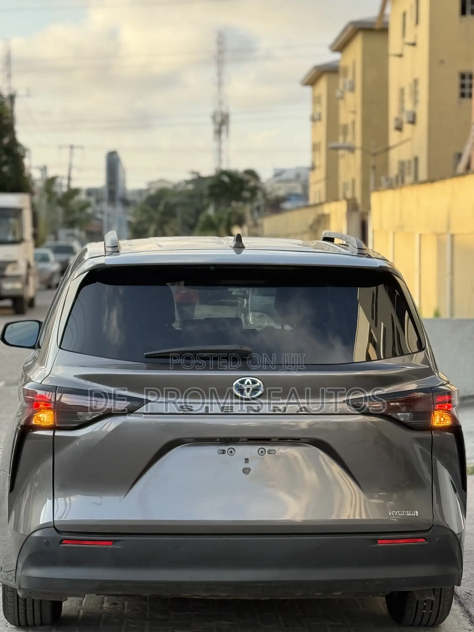 Toyota Sienna 2024 Gray