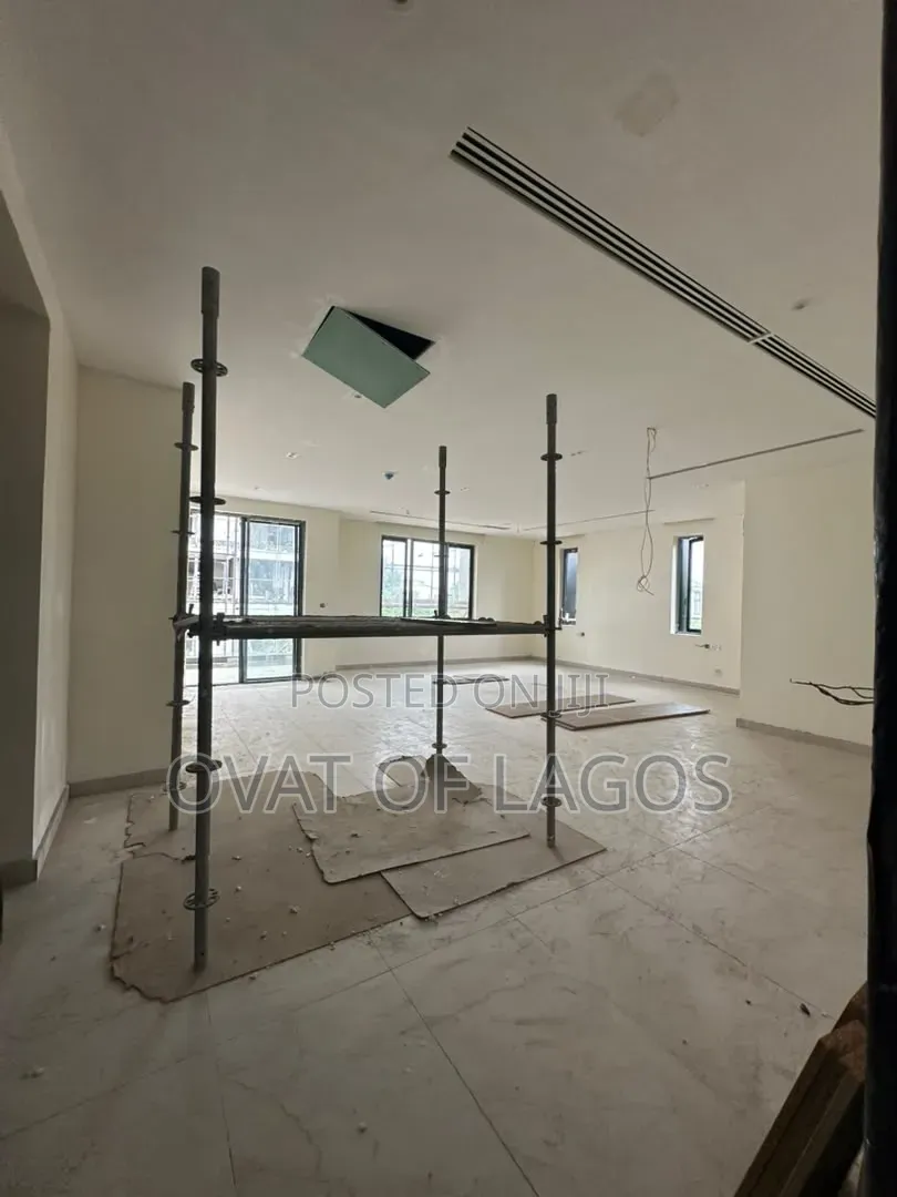5bdrm Maisonette in Ikoyi for sale