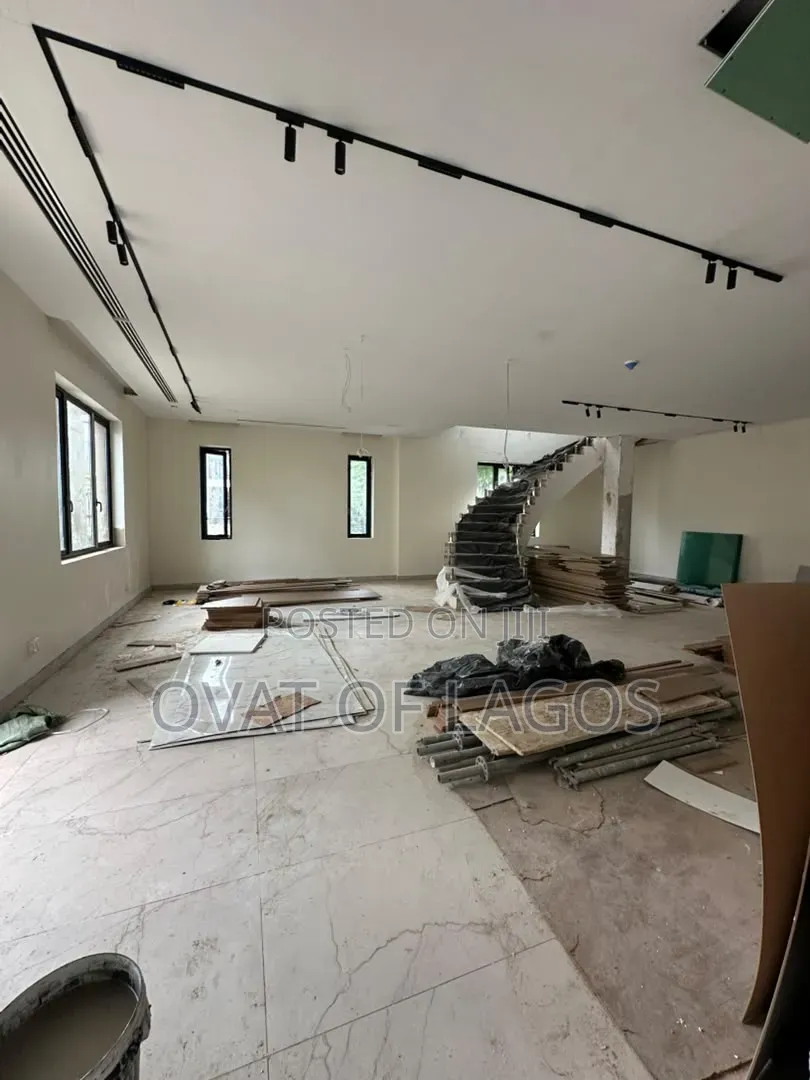 5bdrm Maisonette in Ikoyi for sale