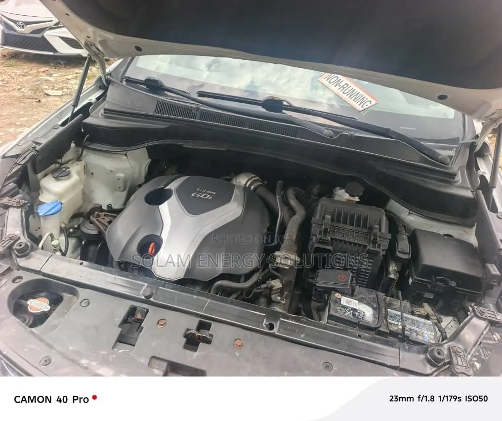 Hyundai Santa Fe 2013 White