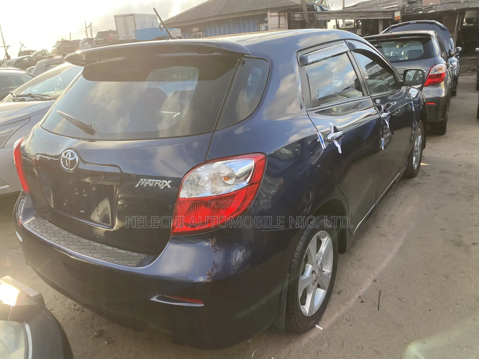 Toyota Matrix S Hatchback AWD (2.4L 4cyl 4A) 2013 Blue