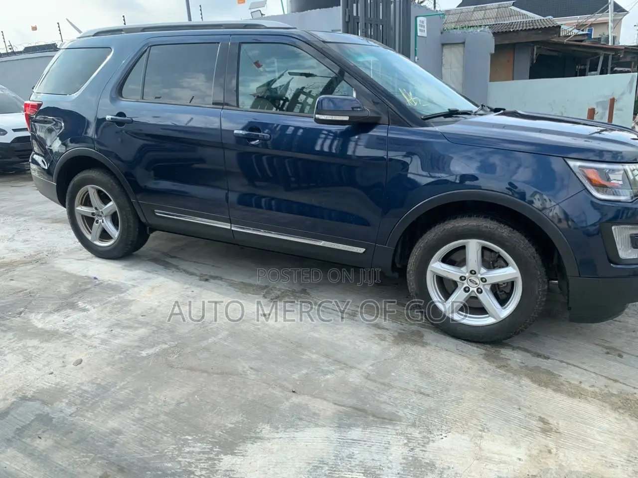 Hyundai Santa Fe 2017 Blue