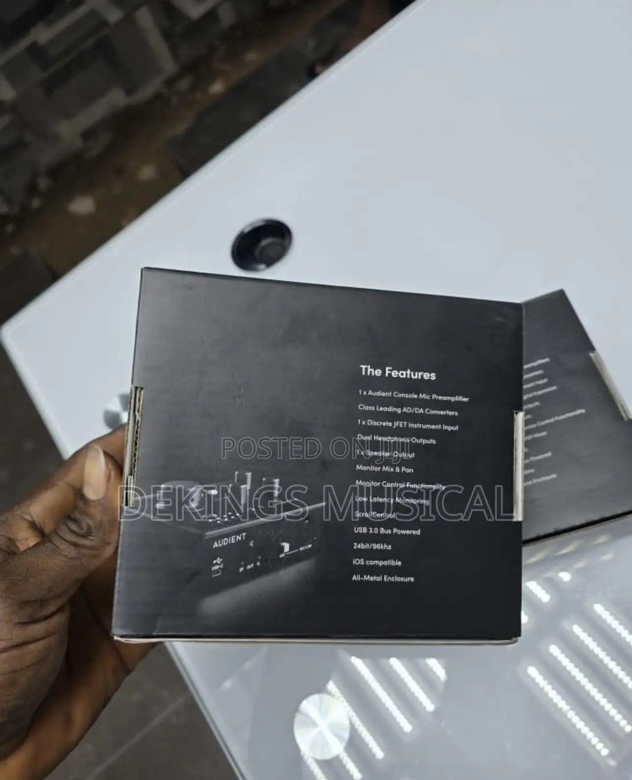 Audient iD4 MKII 2-in/2-Out USB-C Audio