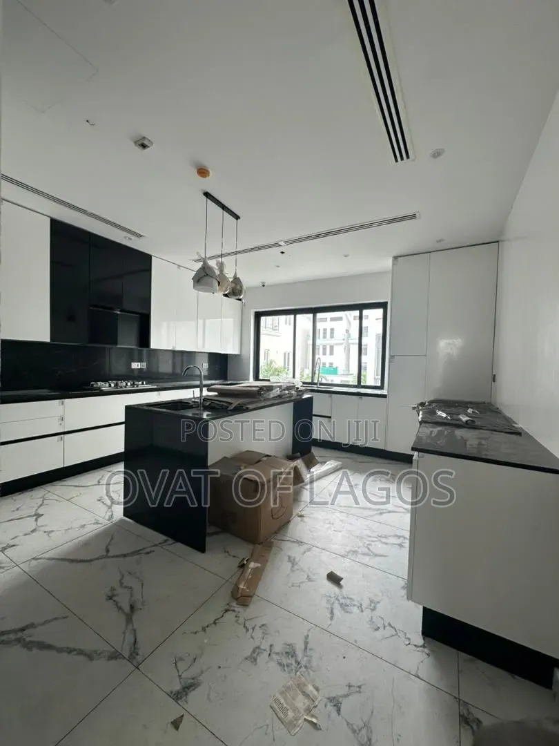 6bdrm Duplex in Ikoyi for sale