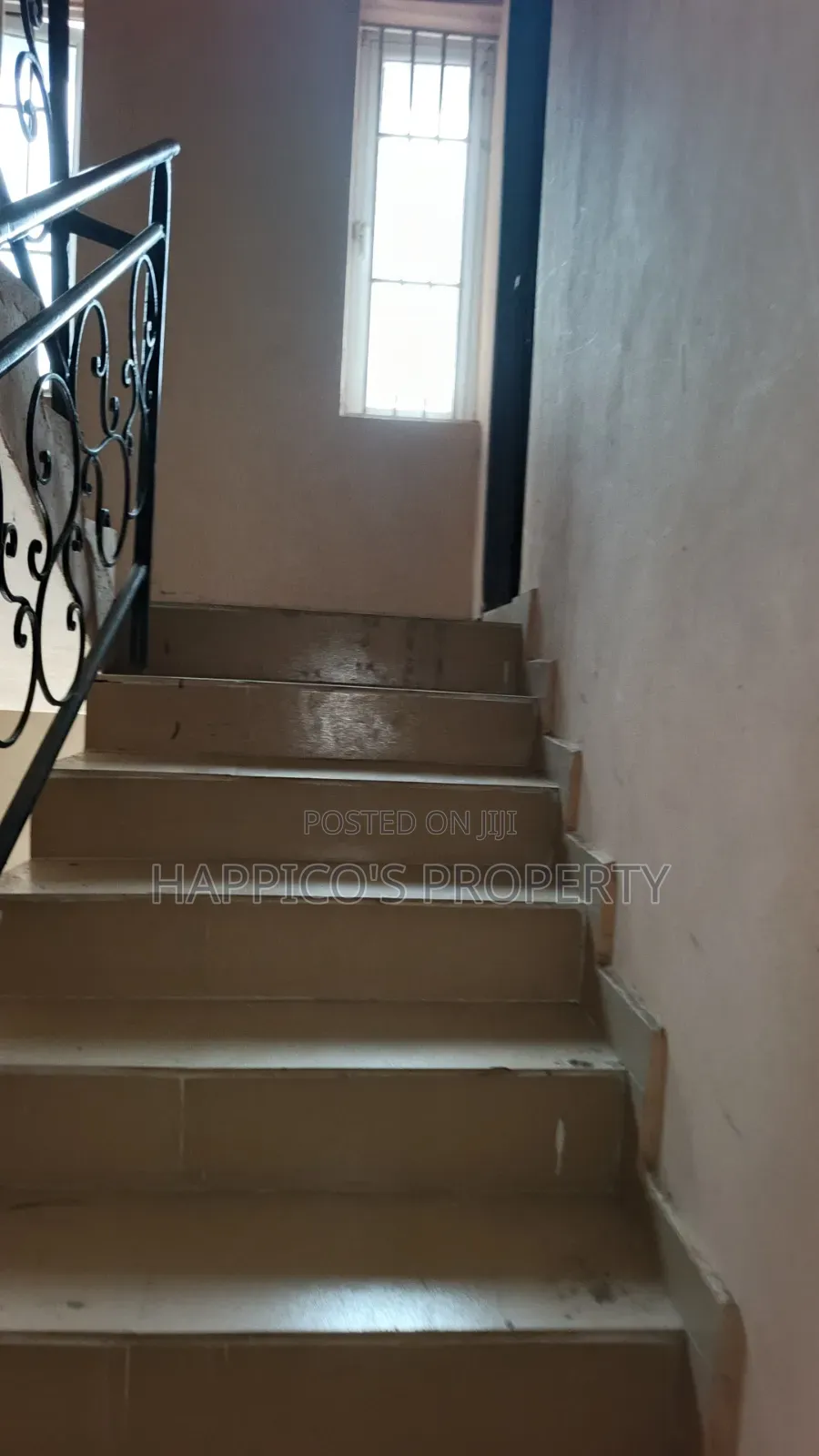 Mini Flat in Iwaya for rent