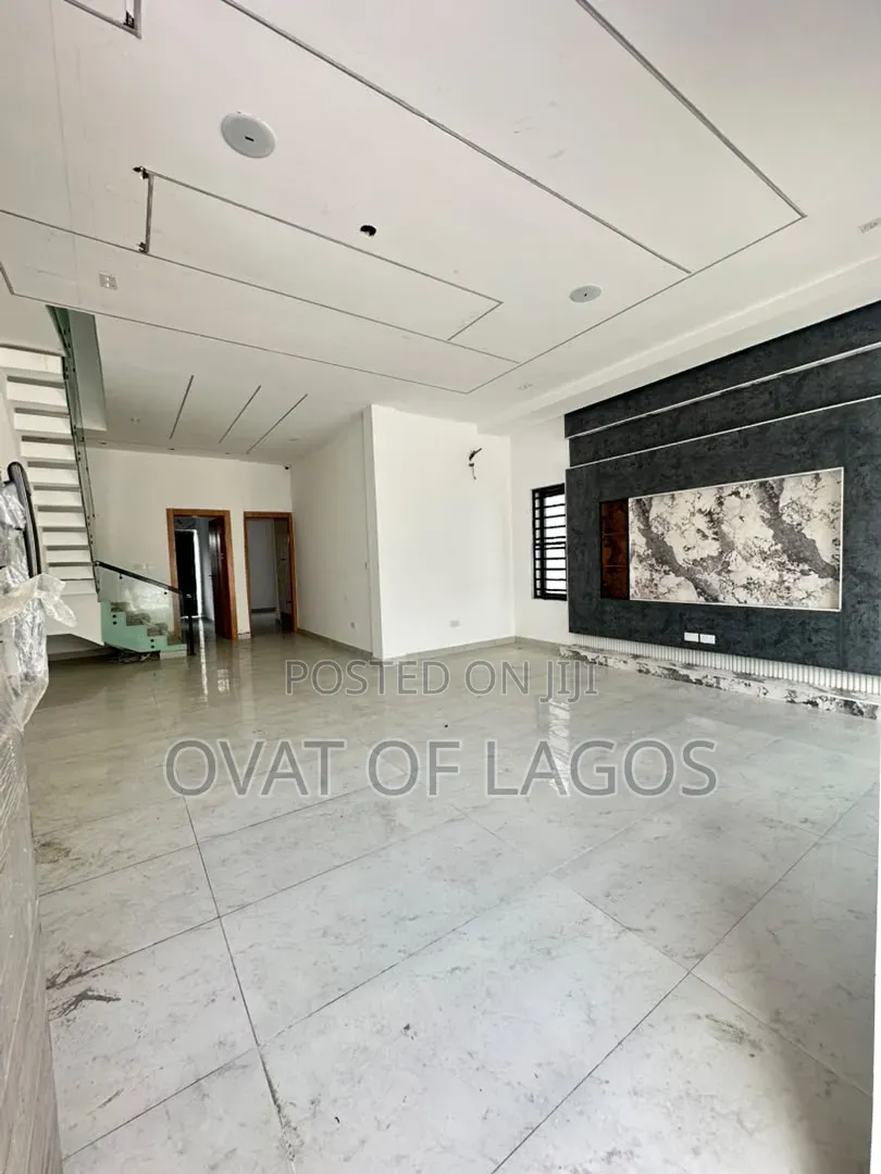 4bdrm Duplex in Orchid, Lekki Expressway for sale