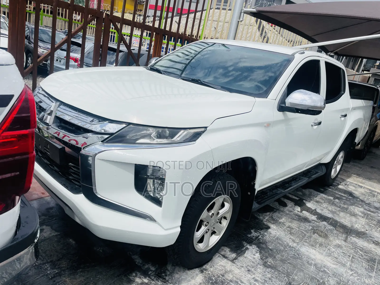 Mitsubishi L200 2017 White