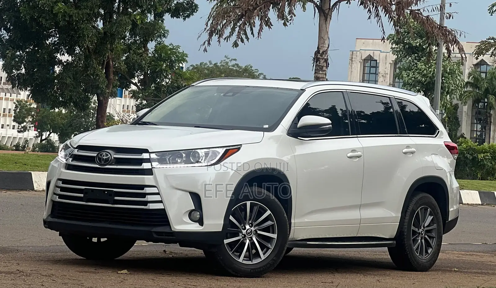 Toyota Highlander XLE 2019 White