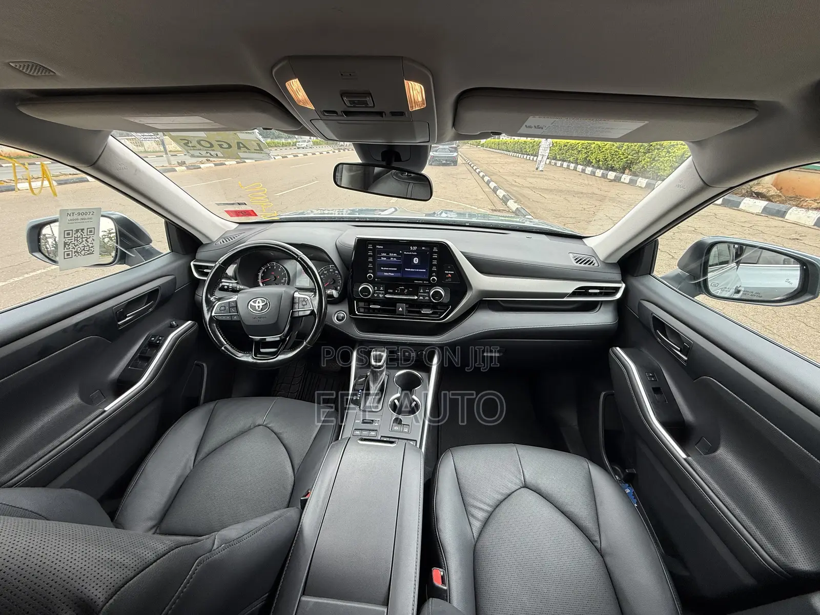 Toyota Highlander XLE 2021 Blue