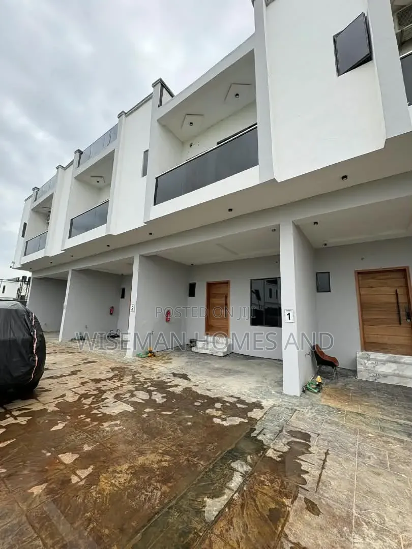 3bdrm Duplex in Lbs Adesanya Axis for rent