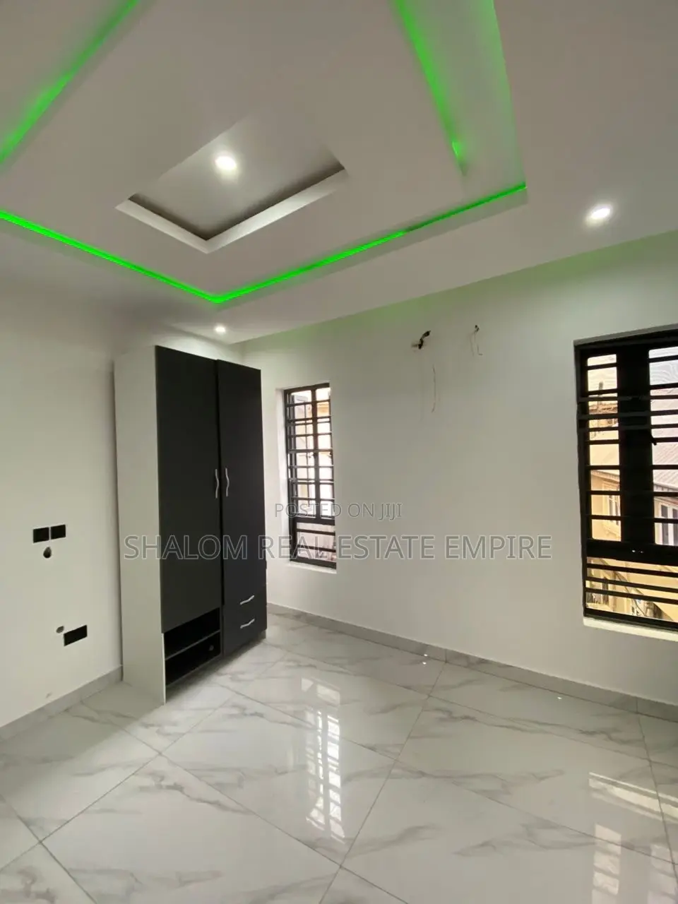 4bdrm Duplex in Rafiu Ajibade Street, Kosofe / Kosofe for sale