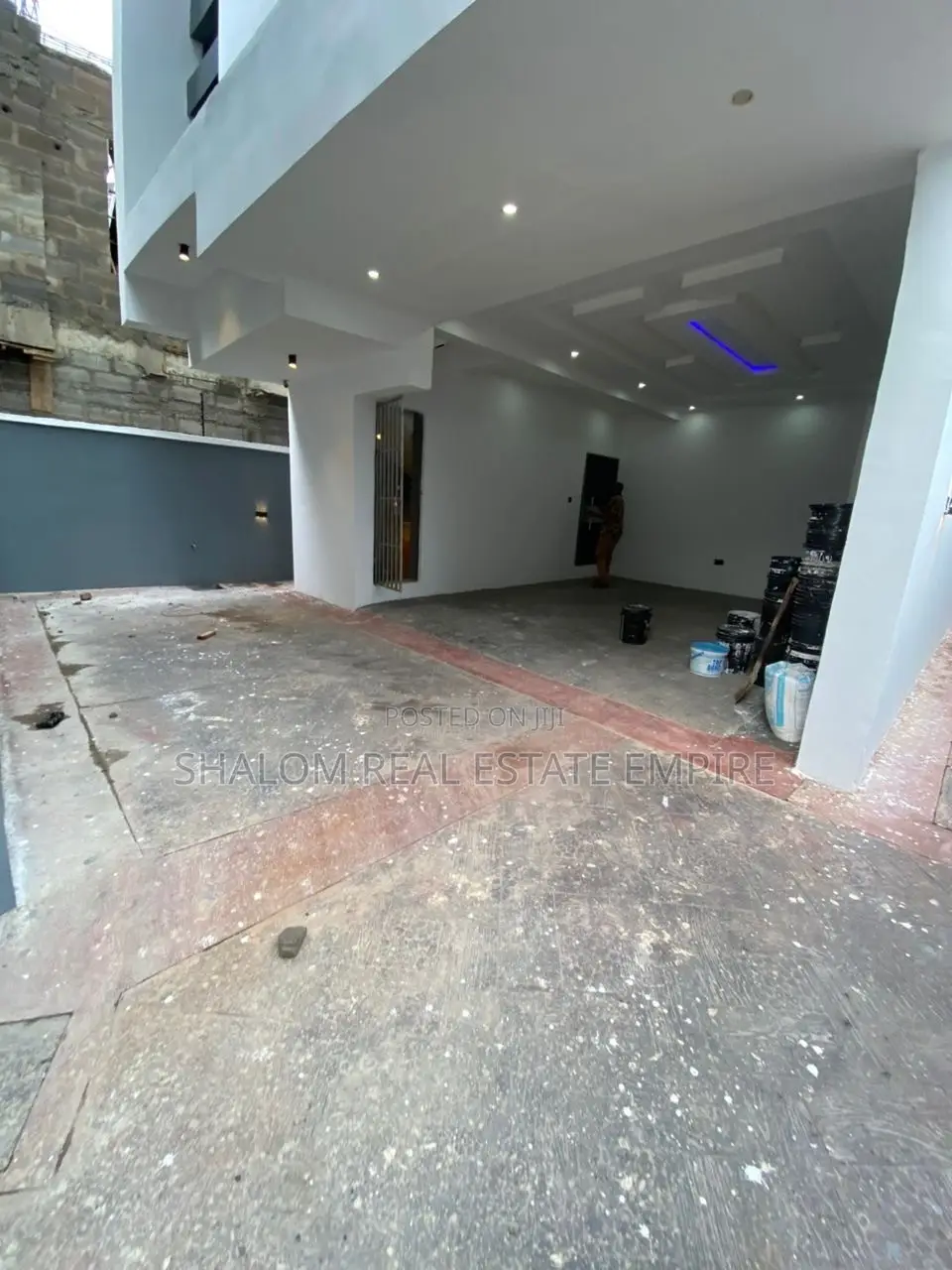 4bdrm Duplex in Rafiu Ajibade Street, Kosofe / Kosofe for sale