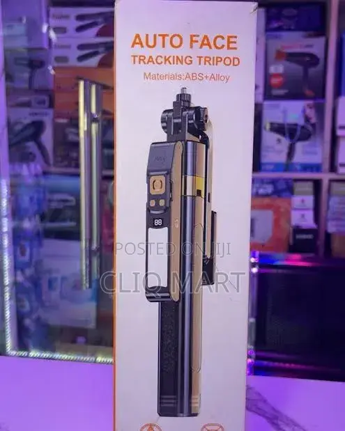 Smart Tripod – Face Tracking Phone Stand With Light for Vlogging