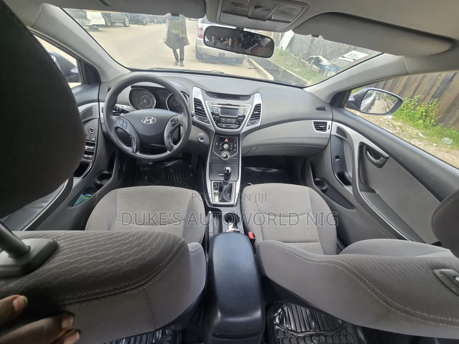 Hyundai Elantra Limited PZEV 4dr Sedan (1.8L 4cyl 6A) 2015 Brown