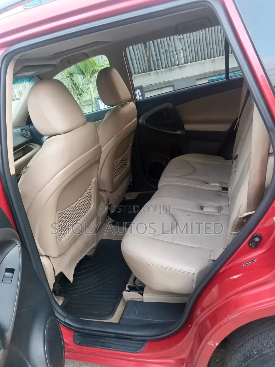 Toyota RAV4 2011 Red
