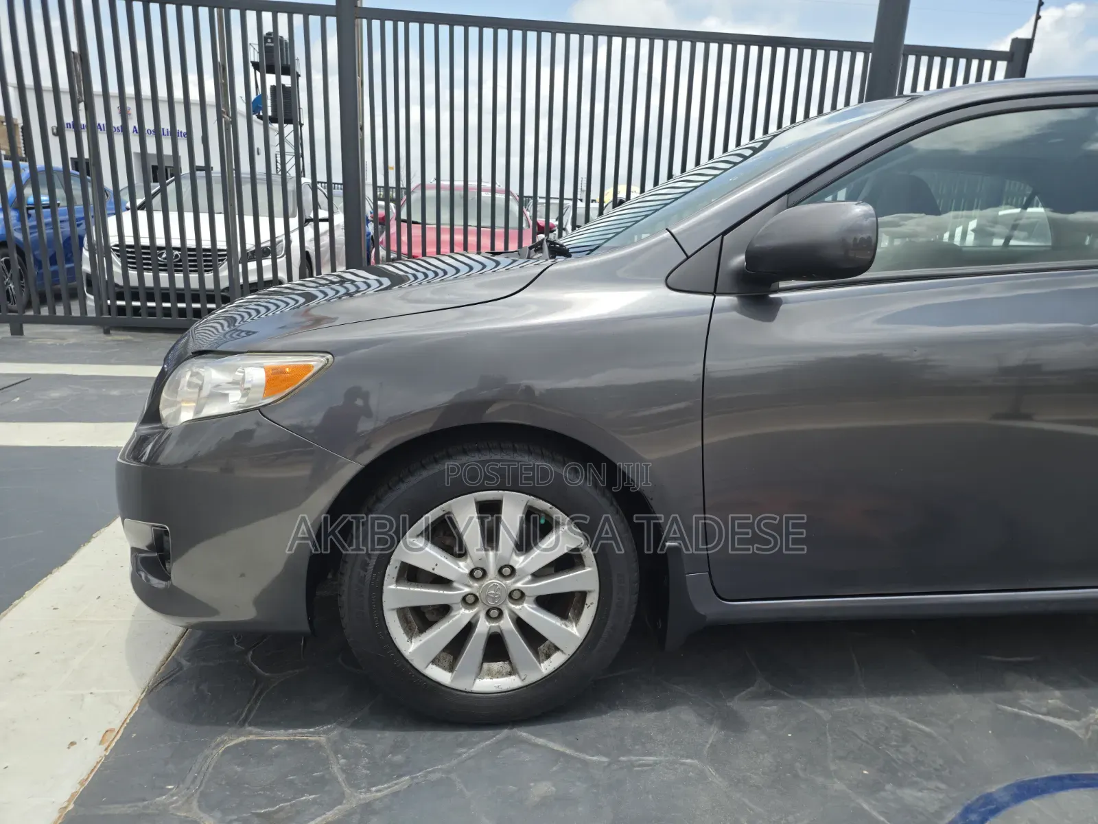 Toyota Corolla LE 4dr Sedan (1.8L 4cyl 4A) 2010 Gray