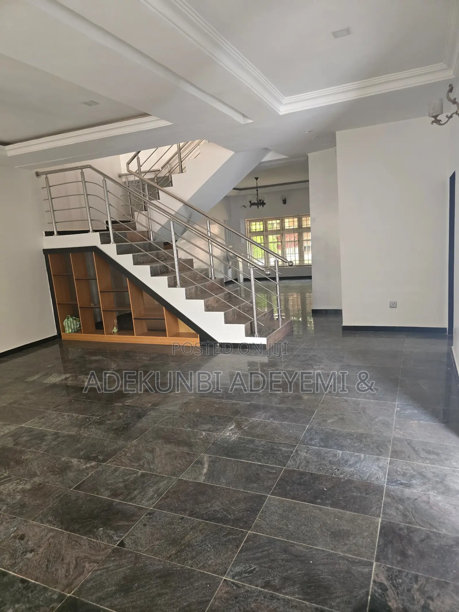 4bdrm Duplex in River Park Estate, Lugbe District for rent