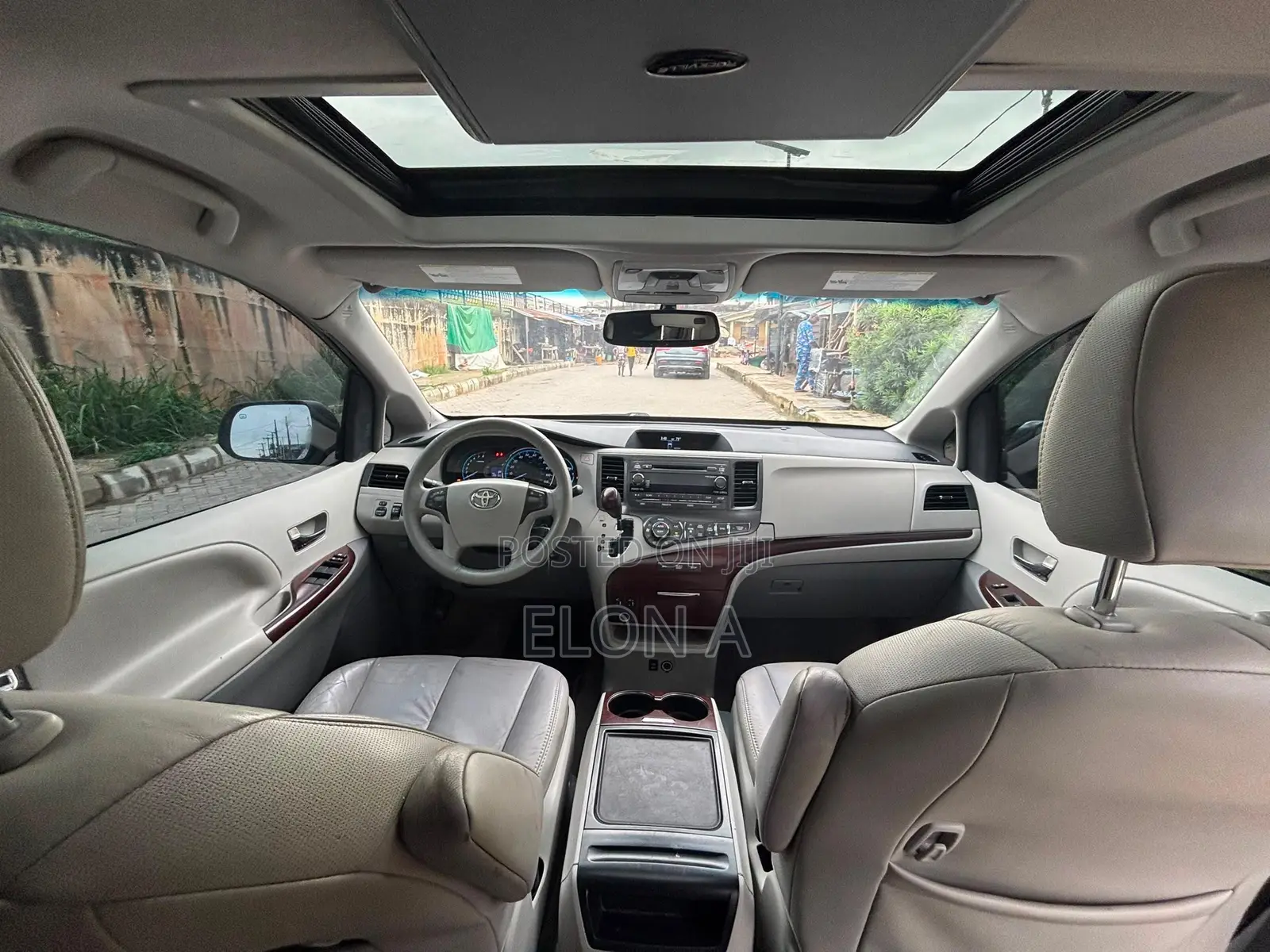 Toyota Sienna XLE 7 Passenger 2012 Black