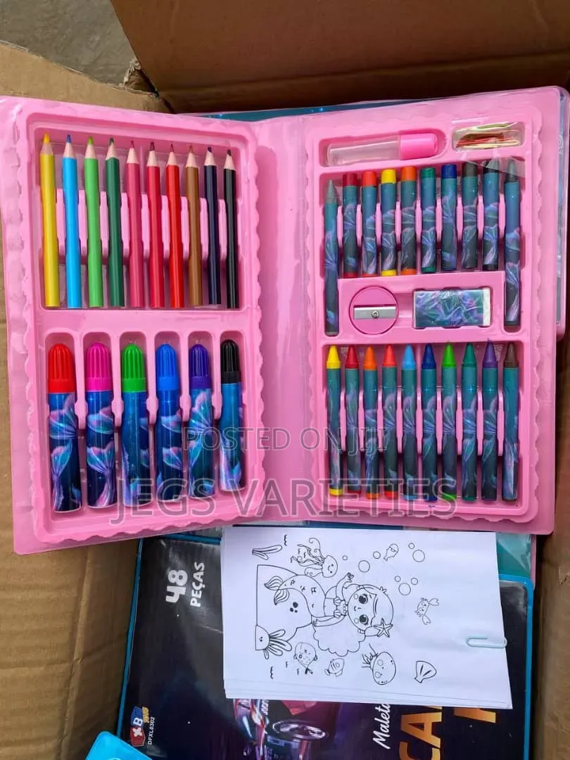 Colouring Set