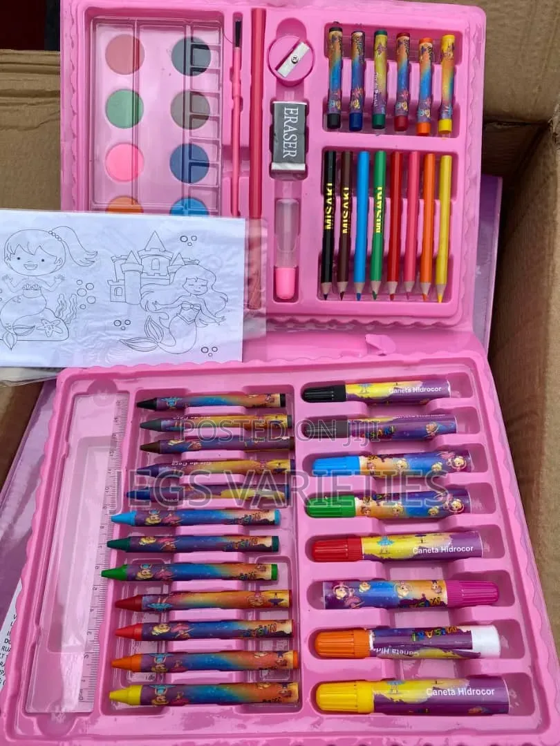 Colouring Set