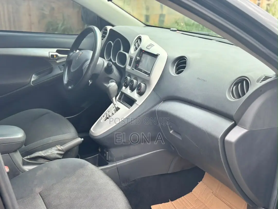 Pontiac Vibe 2010 Black
