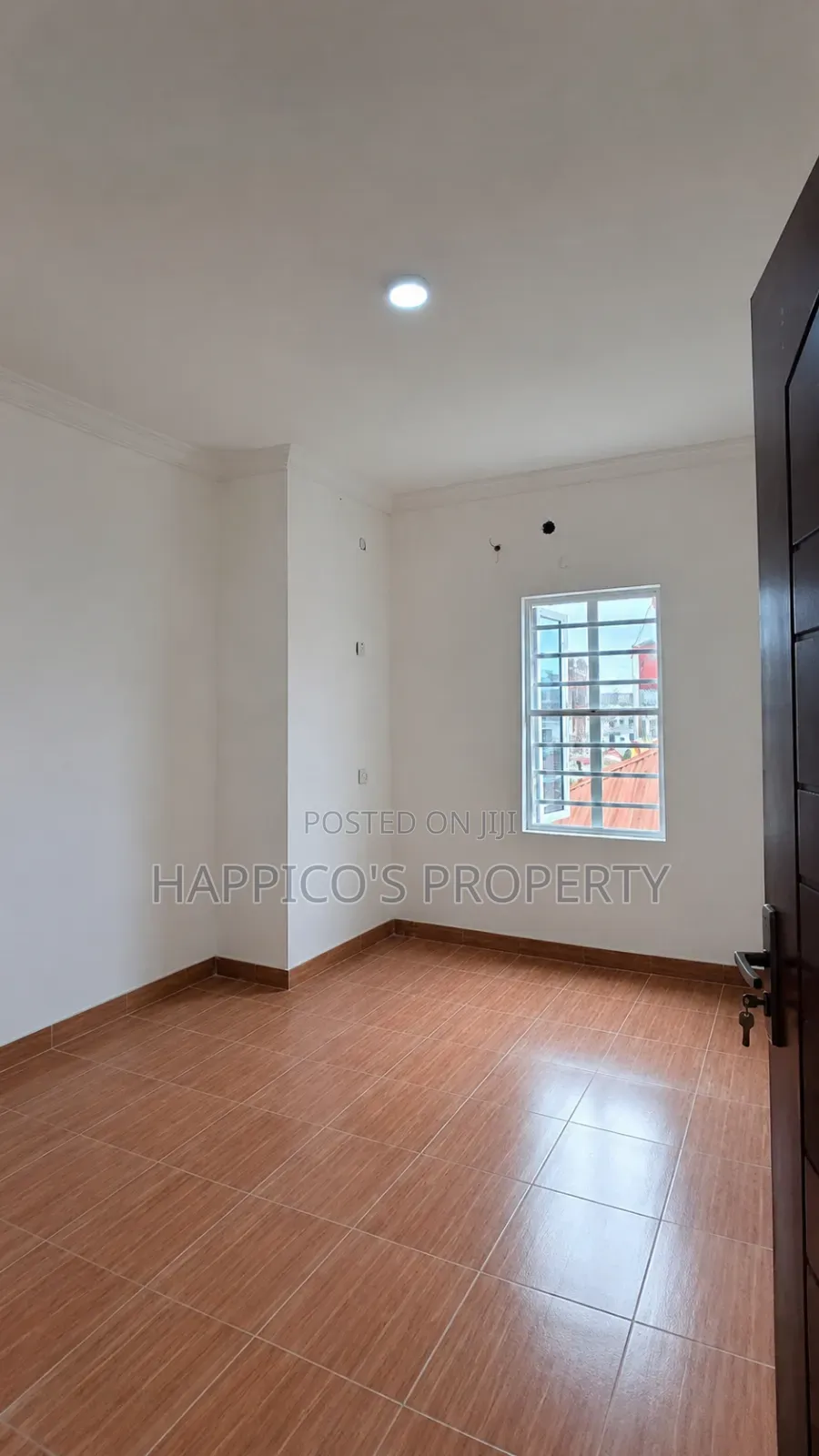 Mini Flat in Iwaya for rent