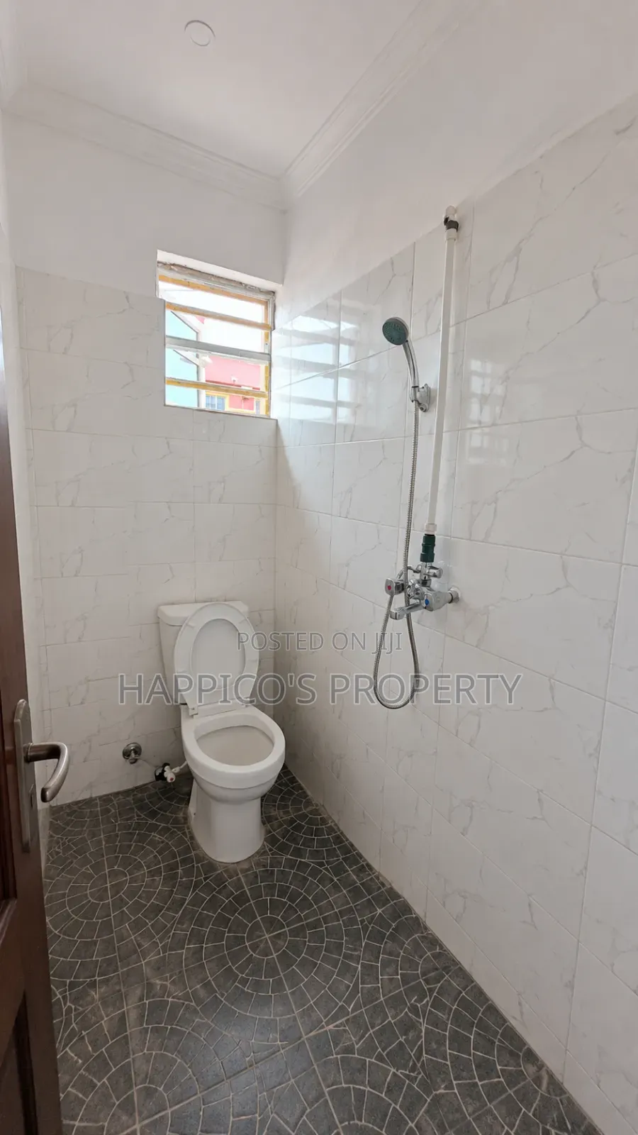 Mini Flat in Iwaya for rent